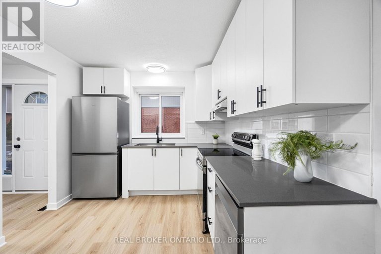 29575712/c-477-moodie-drive/arbeatha-park/ottawa/ontario/K2H8T7_15