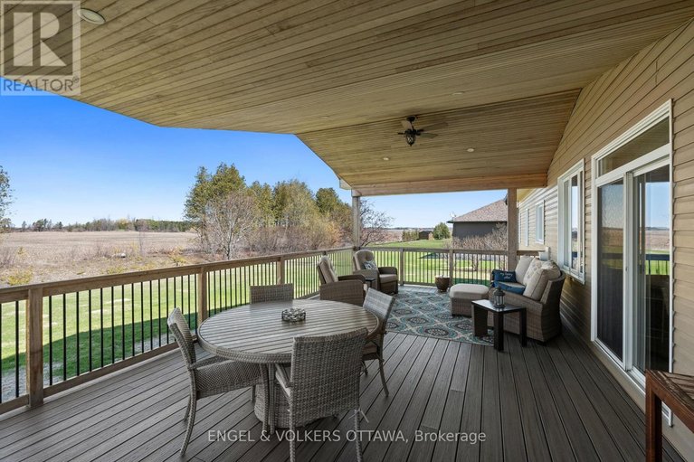 29679359/5579-lombardy-drive/osgoode/ottawa/ontario/K0A2W0_37