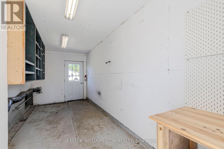 28846763/92-meadowlands-drive-w/meadowlandscrestview/ottawa/ontario/K2G2R8_42