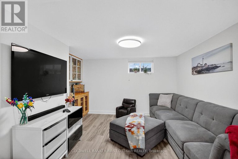 29056835/2889-swale-road/osgoode-twp-south-of-reg-rd-6/ottawa/ontario/K4P1N2_22