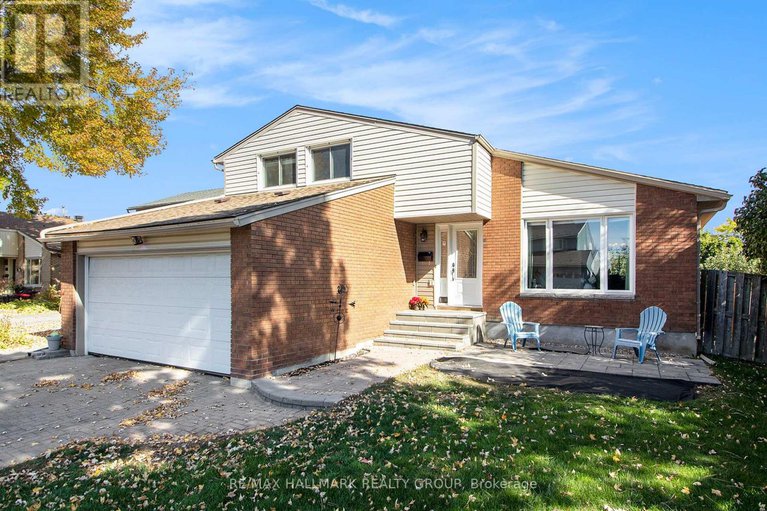28994507/1118-chateau-crescent/orleans-wood/ottawa/ontario/K1C2E1_2