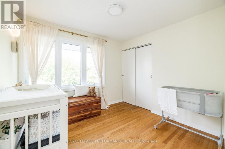 28688140/3038-southmore-drive-e/riverside-park-south/ottawa/ontario/K1V6Z4_30