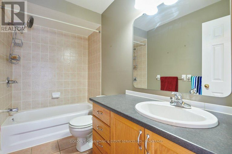 29228348/6370-sablewood-place/chapel-hill/ottawa/ontario/K1C7M3_31