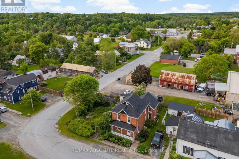 28641681/167-macfarlane-street/pakenham/mississippi-mills/ontario/K0A2X0_37