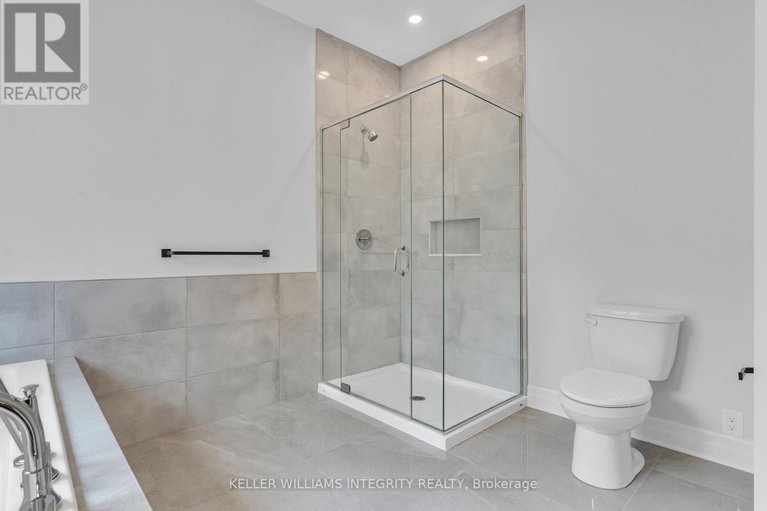 28318232/429-turmeric-court/stittsville-south/ottawa/ontario/K2S2X8_24