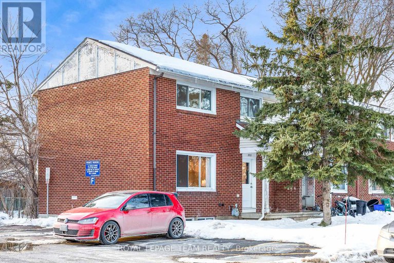 29392514/852-borthwick-avenue/castle-heightsrideau-high/ottawa/ontario/K1K2M8_2