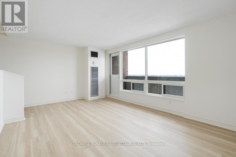 29326516/1107-1100-ambleside-drive/woodroffe/ottawa/ontario/K2B8G6_18