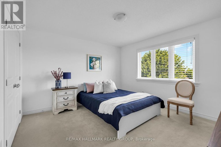 28526274/451-landswood-way/stittsville-south/ottawa/ontario/K2S0A4_35