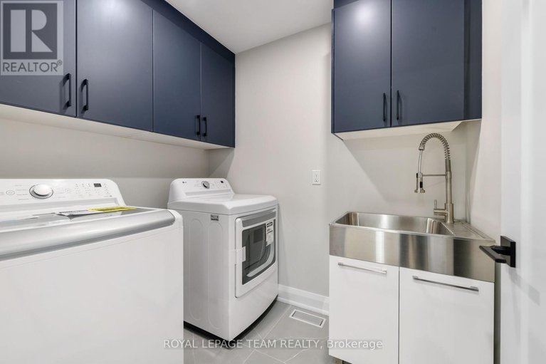 28608751/845-melfa-crescent/mooneys-bay/ottawa/ontario/K2C0P5_36