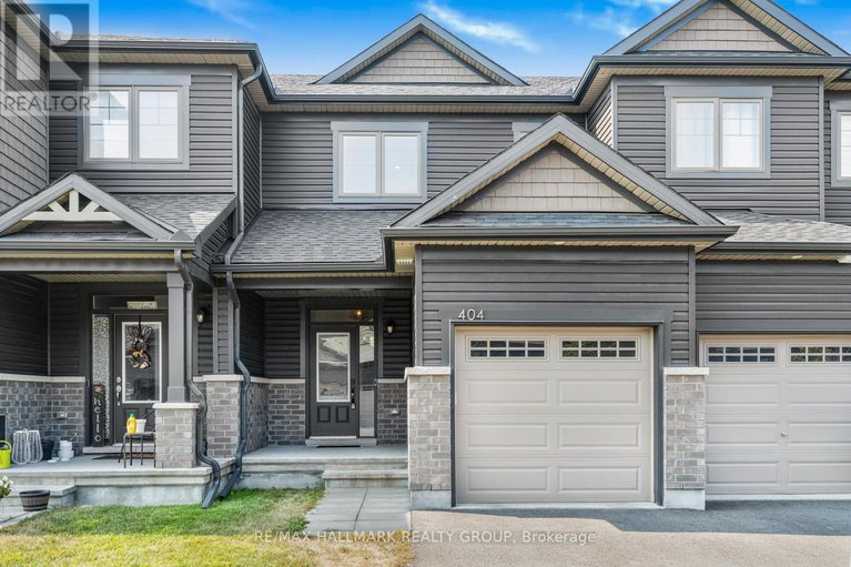 28711470/404-premiere-lane/town-of-rockland/clarence-rockland/ontario/K4K0M7_1