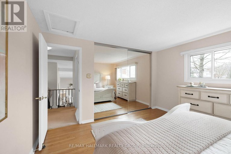28168722/664-glenhurst-crescent/beacon-hill-north/ottawa/ontario/K1J7B7_21