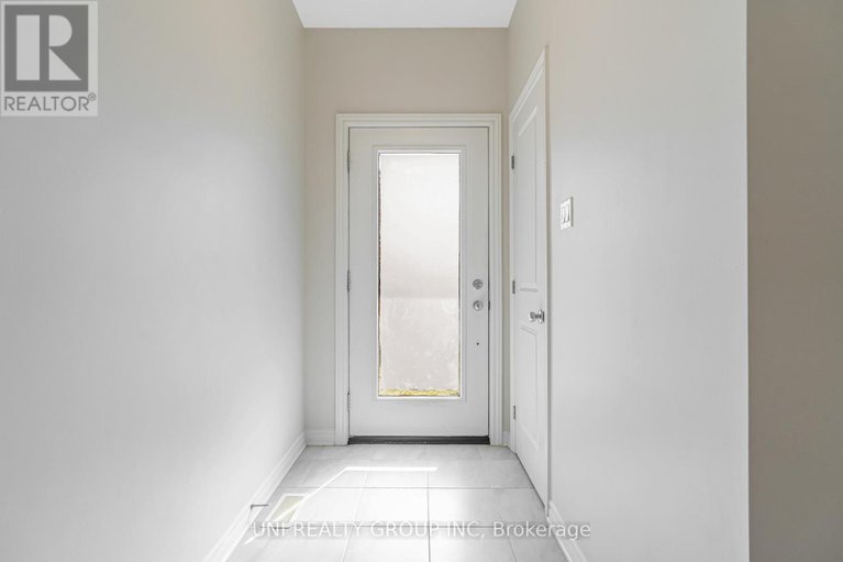 28692572/247-maygrass-way/remainder-of-stittsville-area/ottawa/ontario/K2S2K9_5