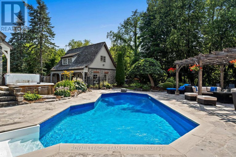 28626458/5572-carrison-drive/manotick-village-manotick-estates/ottawa/ontario/K4M1K7_37