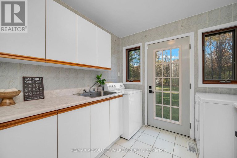 29051977/108-margaret-anne-drive/huntley-ward-south-east/ottawa/ontario/K0A1L0_30