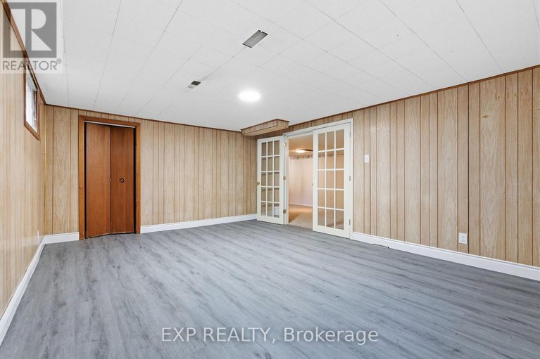 29326818/2243-miramichi-street/kenson-park/ottawa/ontario/K2C0Z1_31