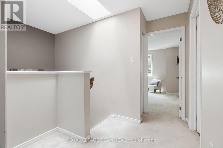 28596547/1473-bryson-lane/sawmill-creektimbermill/ottawa/ontario/K1T2T7_20