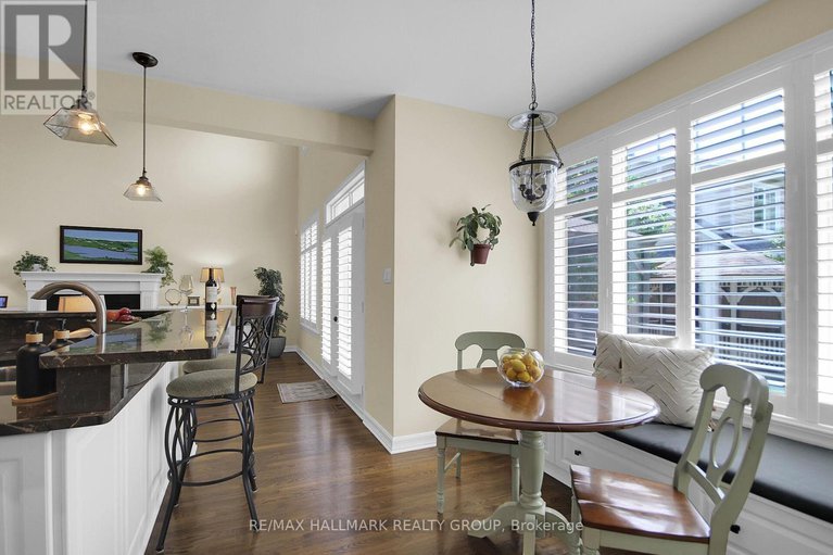 28613594/30-oakbriar-crescent/stonebridge/ottawa/ontario/K2J5G1_12