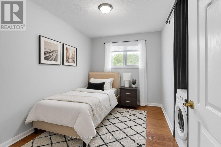 28933118/17-canfield-road/sheahan-estatestrend-village/ottawa/ontario/K2H5S7_19