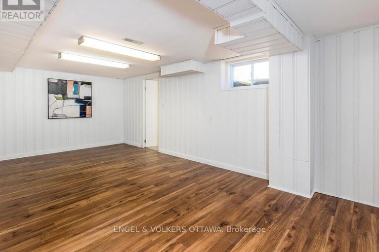 29358841/878-dunlevie-avenue/mckellar-heightsglabar-park/ottawa/ontario/K2A2Z4_28