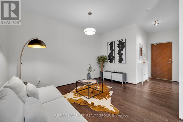 28758015/201-39-vaughan-street/lindenlea/ottawa/ontario/K1M1W9_2