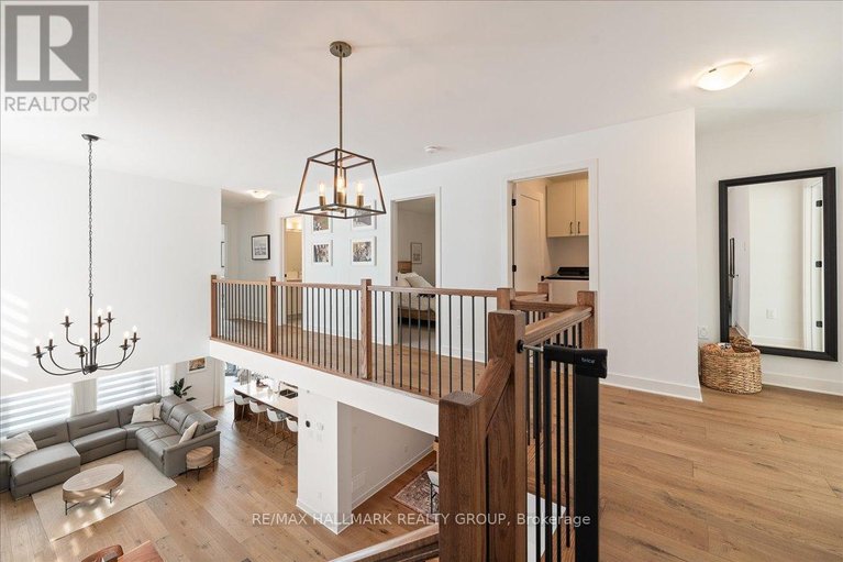 29259566/6461-renaud-road/mer-bleuebradley-estatesanderson-park/ottawa/ontario/K1W0R8_16