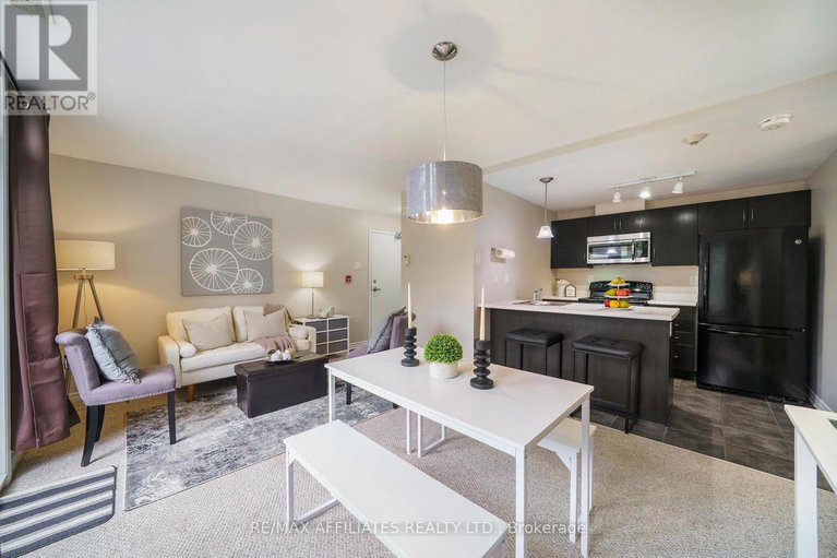 28356424/a-330-everest-private/elmvale-acres/ottawa/ontario/K1G4E4_5