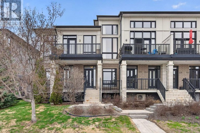 29680686/52-119-poplin-street/riverside-southgloucester-glen/ottawa/ontario/K4M0G7_1