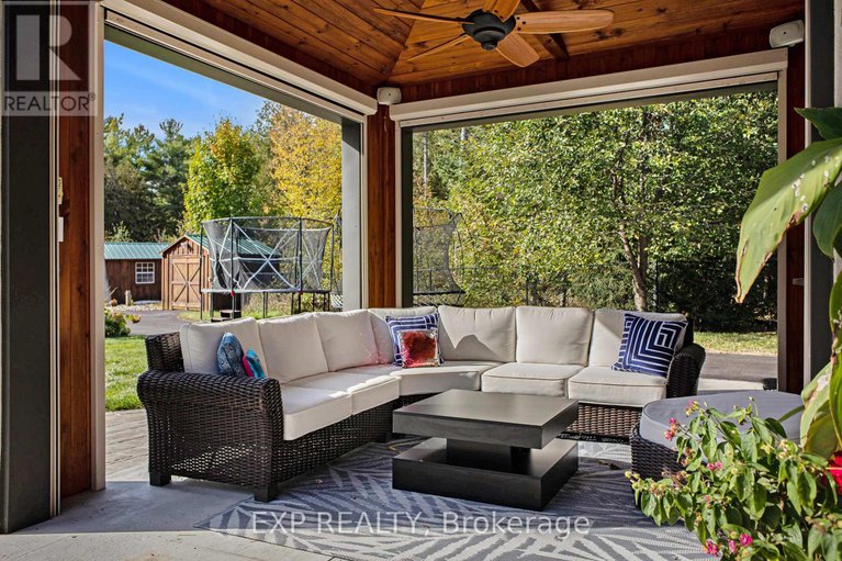 29064554/10-carlisle-circle/remainder-of-stittsville-area/ottawa/ontario/K0A1B0_37