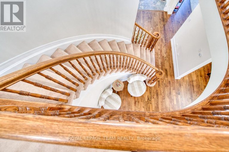 29646083/13-shannondoe-crescent-w/bridlewood/ottawa/ontario/K2M2H1_24