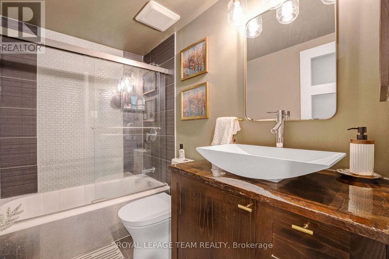 29249713/26-799-montreal-road-e/cfb-rockcliffe-and-area/ottawa/ontario/K1K0S9_23