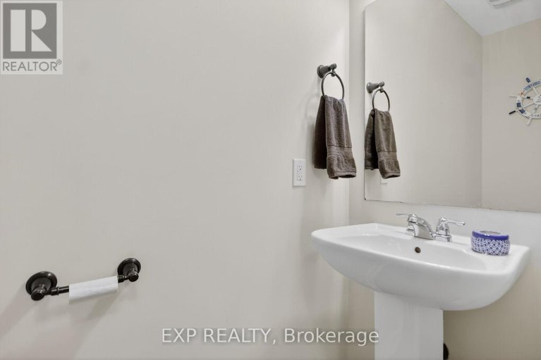 29556387/549-ensatina-crescent/half-moon-bay/ottawa/ontario/K2J6H4_24