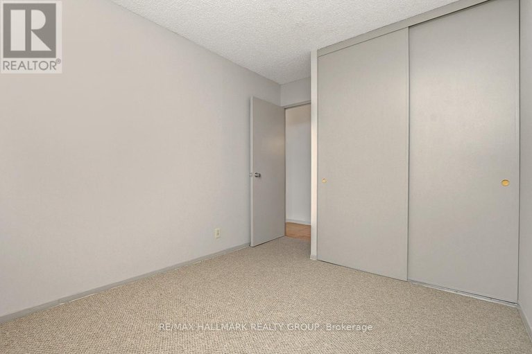 28782425/1902-505-st-laurent-boulevard/viscount-alexander-park/ottawa/ontario/K1K3X4_27