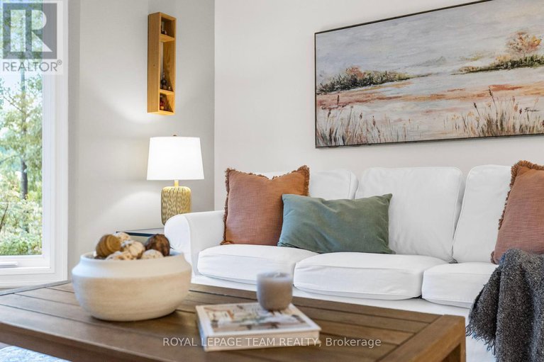 28906375/126-constance-bay-road/constance-bay/ottawa/ontario/K0A3M0_28