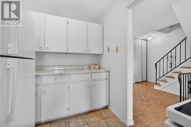 29449932/17-300-stone-quarry-private-s/carson-meadows/ottawa/ontario/K1K3Y2_33