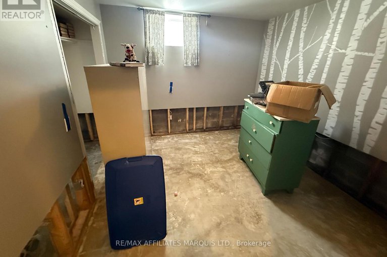 29326342/18221-rene-street/south-glengarry-charlottenburgh-twp/south-glengarry/ontario/K0C2J0_15