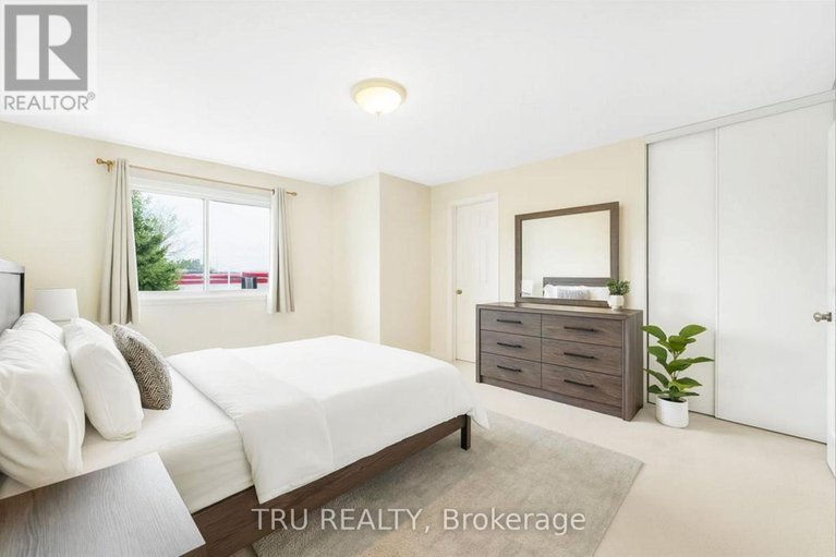 29061221/102-southpointe-avenue/longfields/ottawa/ontario/K2J4T5_12