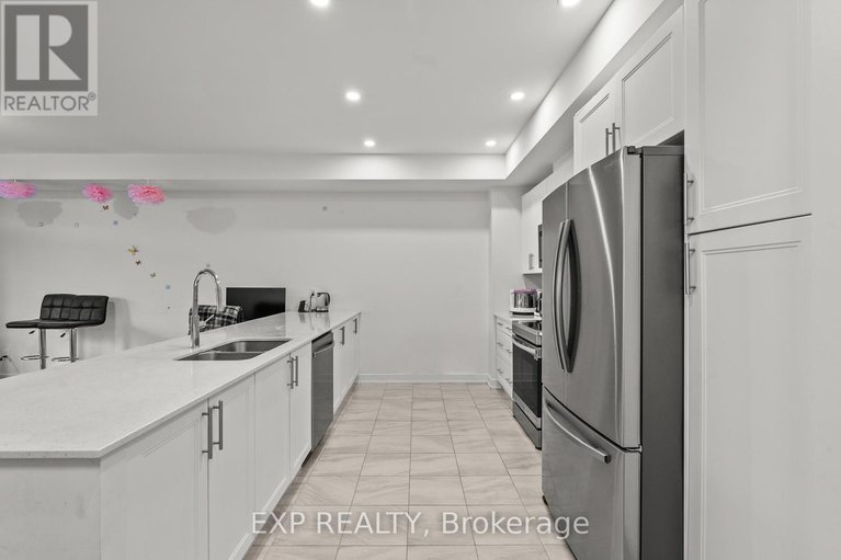 28635954/870-anciano-crescent/emerald-meadowstrailwest/ottawa/ontario/K2S2R8_5
