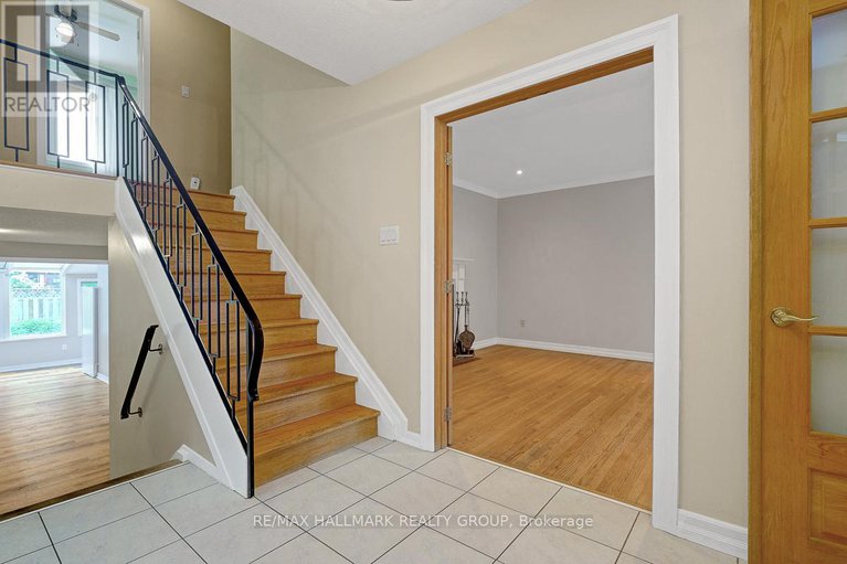 28499292/2149-hubbard-crescent/beacon-hill-north/ottawa/ontario/K1J6L3_3