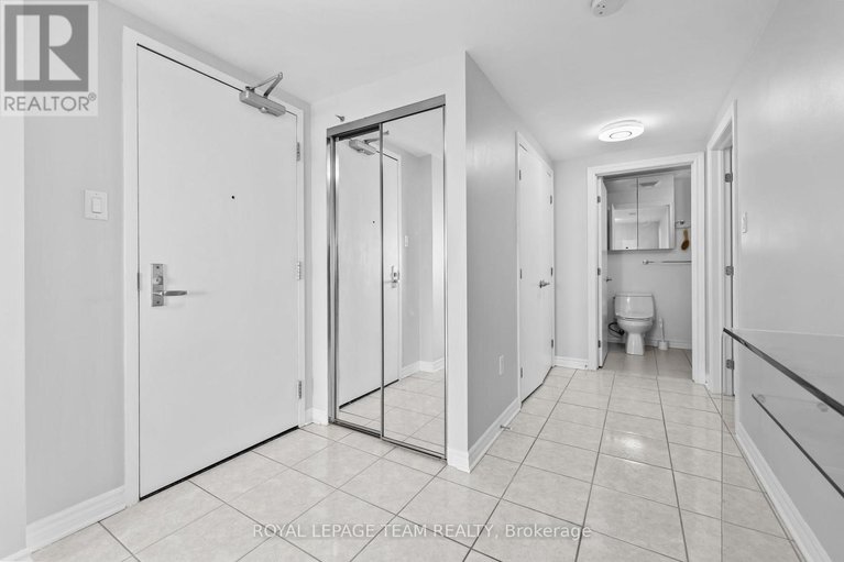 28850471/1002-70-landry-street/vanier/ottawa/ontario/K1L0A8_13