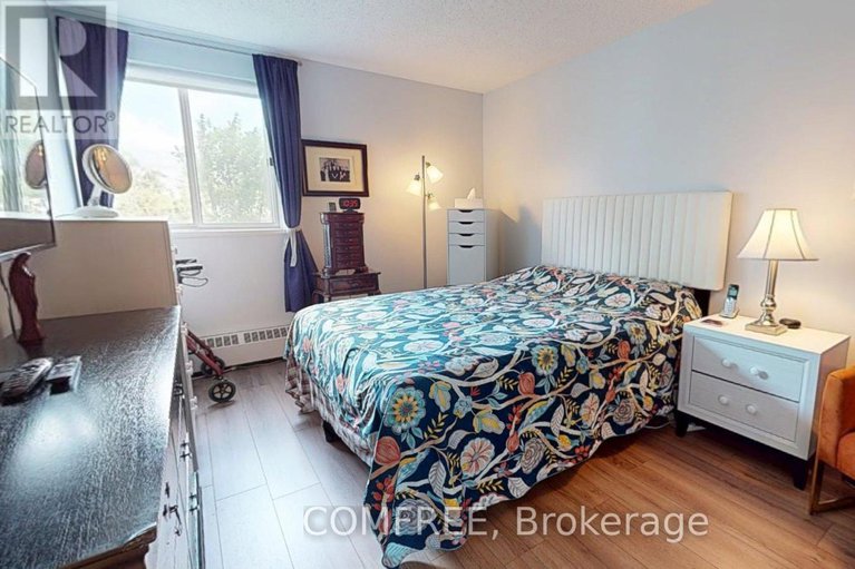 28603961/302-1485-baseline-road/copeland-park/ottawa/ontario/K2C3L8_8
