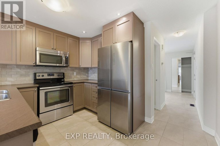 29328138/634-danaca-private/carson-meadows/ottawa/ontario/K1K2V7_8