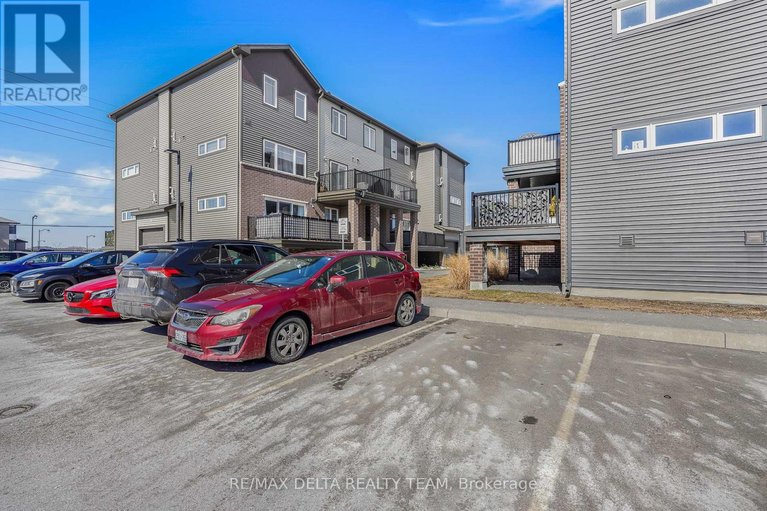 29531208/d-516-decoeur-drive/avalon-west/ottawa/ontario/K4A5H5_20