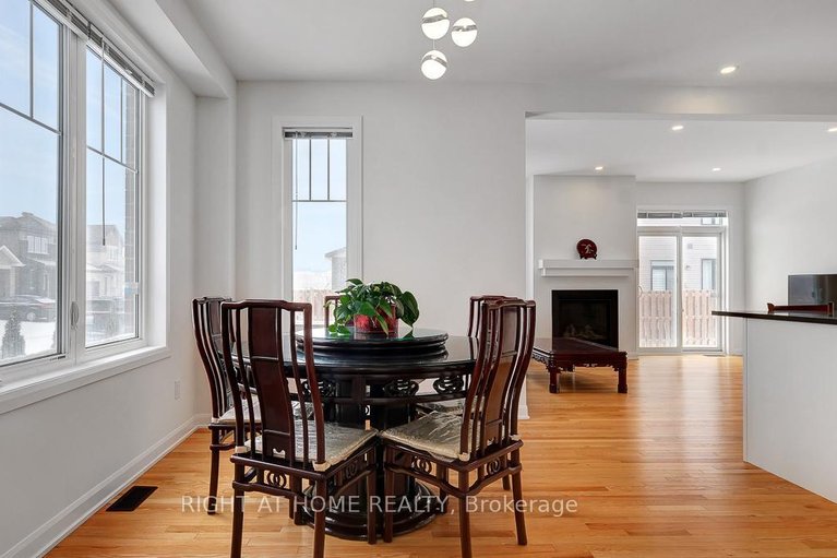 29574544/22-dalkey-way/half-moon-bay/ottawa/ontario/K2J6V5_9