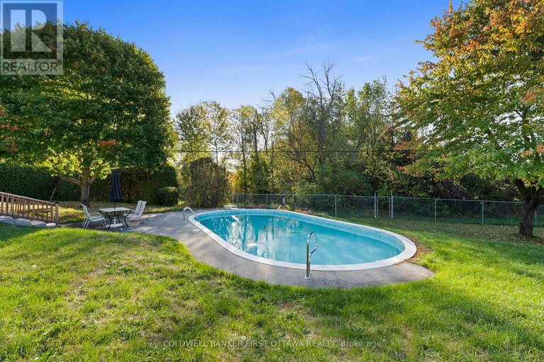 29005975/7-middlewood-court/munster/ottawa/ontario/K0A3P0_41