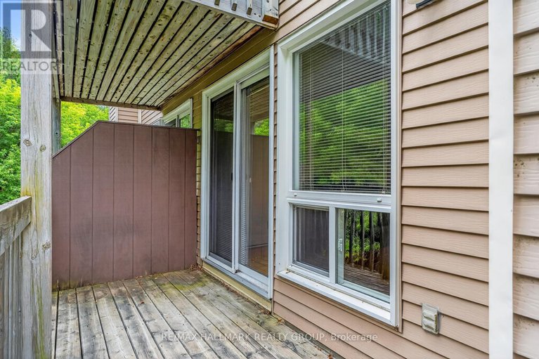 29360556/b-6746-jeanne-darc-boulevard-n/convent-glen-north/ottawa/ontario/K1C6E9_15