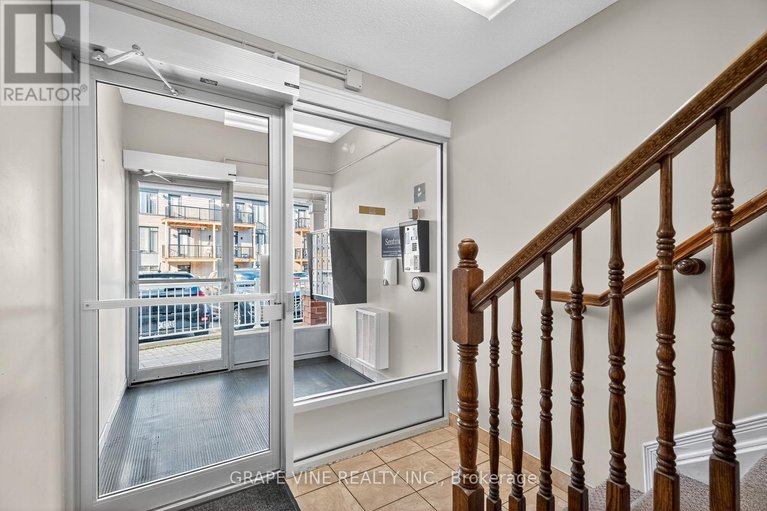 29082049/301u-1921-st-joseph-boulevard/convent-glen-south/ottawa/ontario/K1C0A3_6