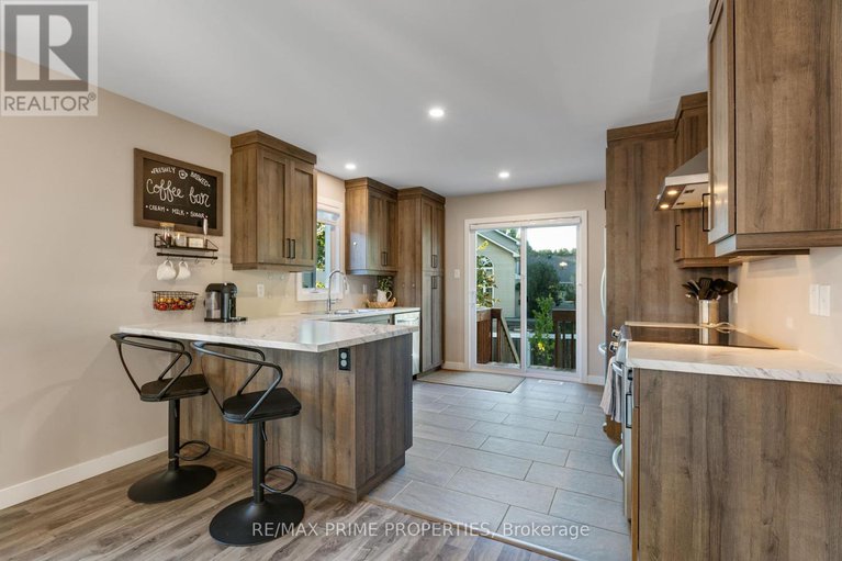 28765562/208-filion-street/embrun/russell/ontario/K0A1W0_16