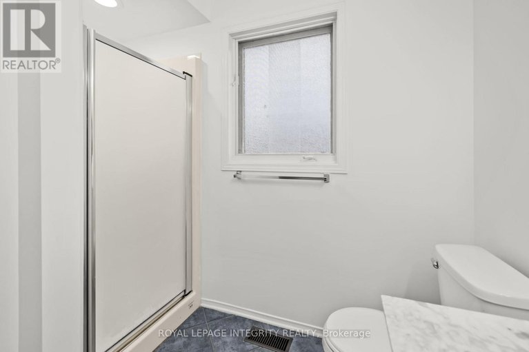 29635687/9-flowertree-crescent/emerald-meadowstrailwest/ottawa/ontario/K2M2R6_27