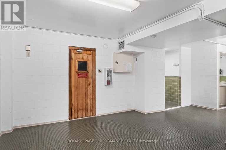 29617945/207-265-poulin-avenue/britannia/ottawa/ontario/K2B7Y8_36