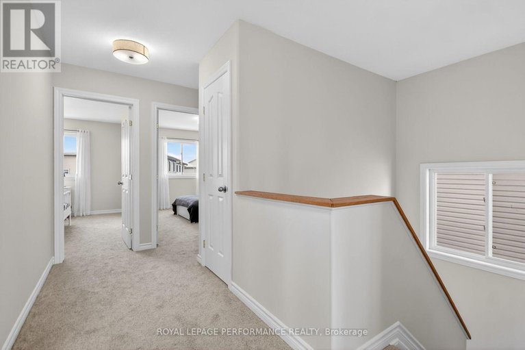 29164946/1910-schroeder-crescent/springridgeeast-village/ottawa/ontario/K4A4P8_34